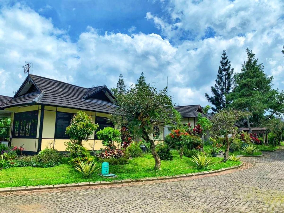 Designer Villa Osaka Puncak Dış mekan fotoğraf