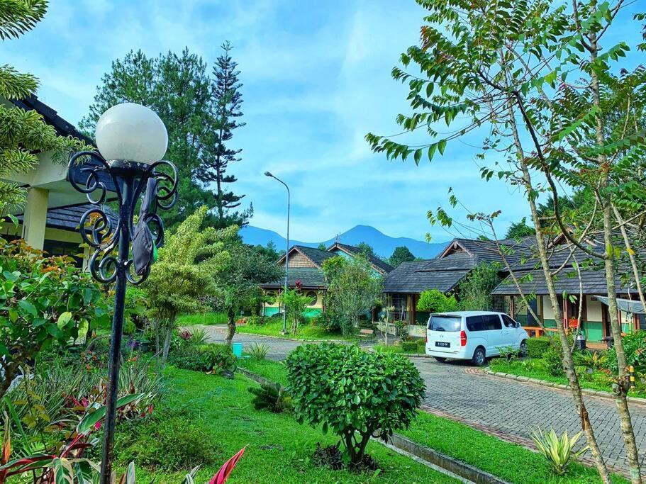 Designer Villa Osaka Puncak Dış mekan fotoğraf