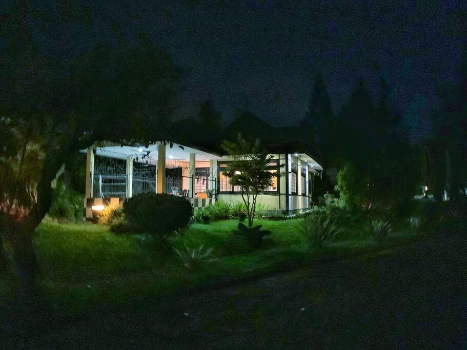 Designer Villa Osaka Puncak Dış mekan fotoğraf