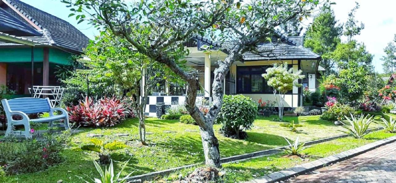 Designer Villa Osaka Puncak Dış mekan fotoğraf